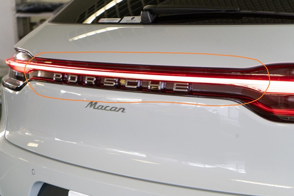 ポルシェマカンテールライト左右部位 ポルシェ マカン テールライト